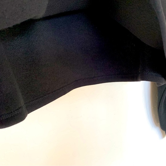 NWT H&M Black Studded Fringe Sweatshirt. Size: XS. Excellent condition - Picture 5 of 8